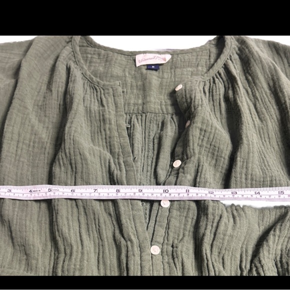 Universal Thread dress size medium but runs large - Picture 7 of 9